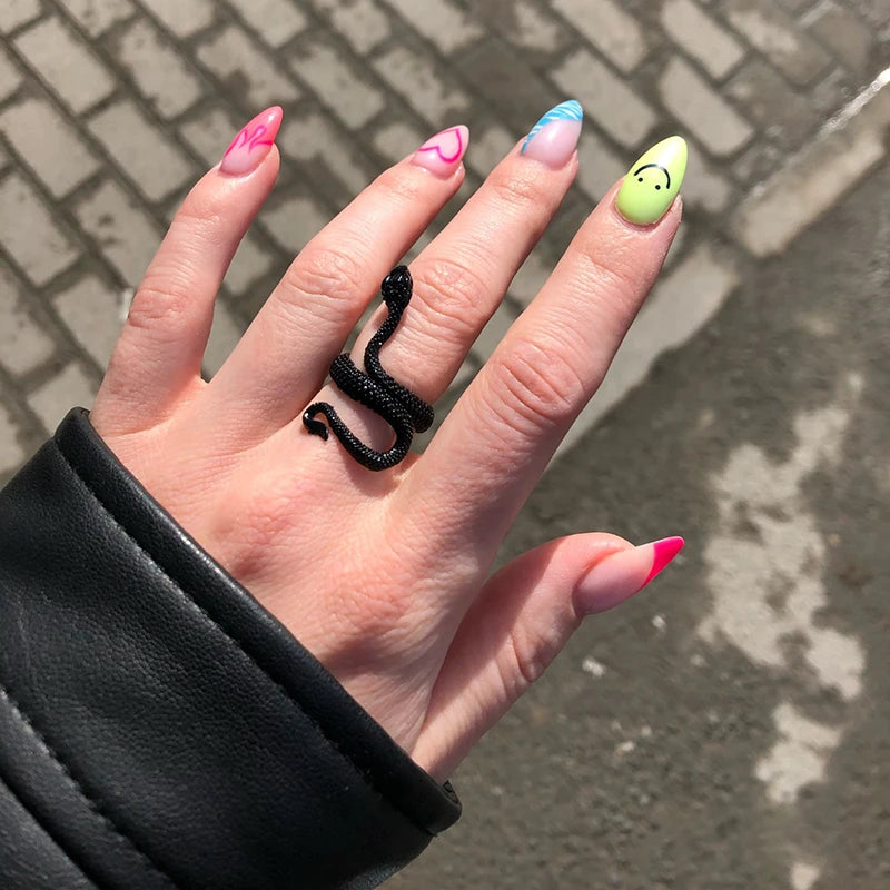 2021 European Retro Punk Spirit Snake & Dragon Ring - Image 7